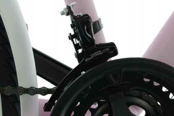 Przerzutka rowerowa Shimano Tourney TZ blisko kół