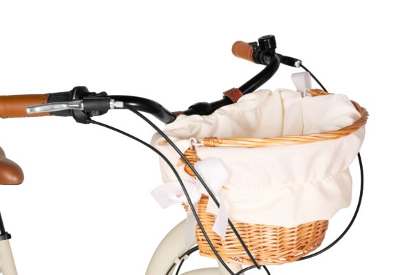 Kierownica roweru z wiklinowym koszykiem
