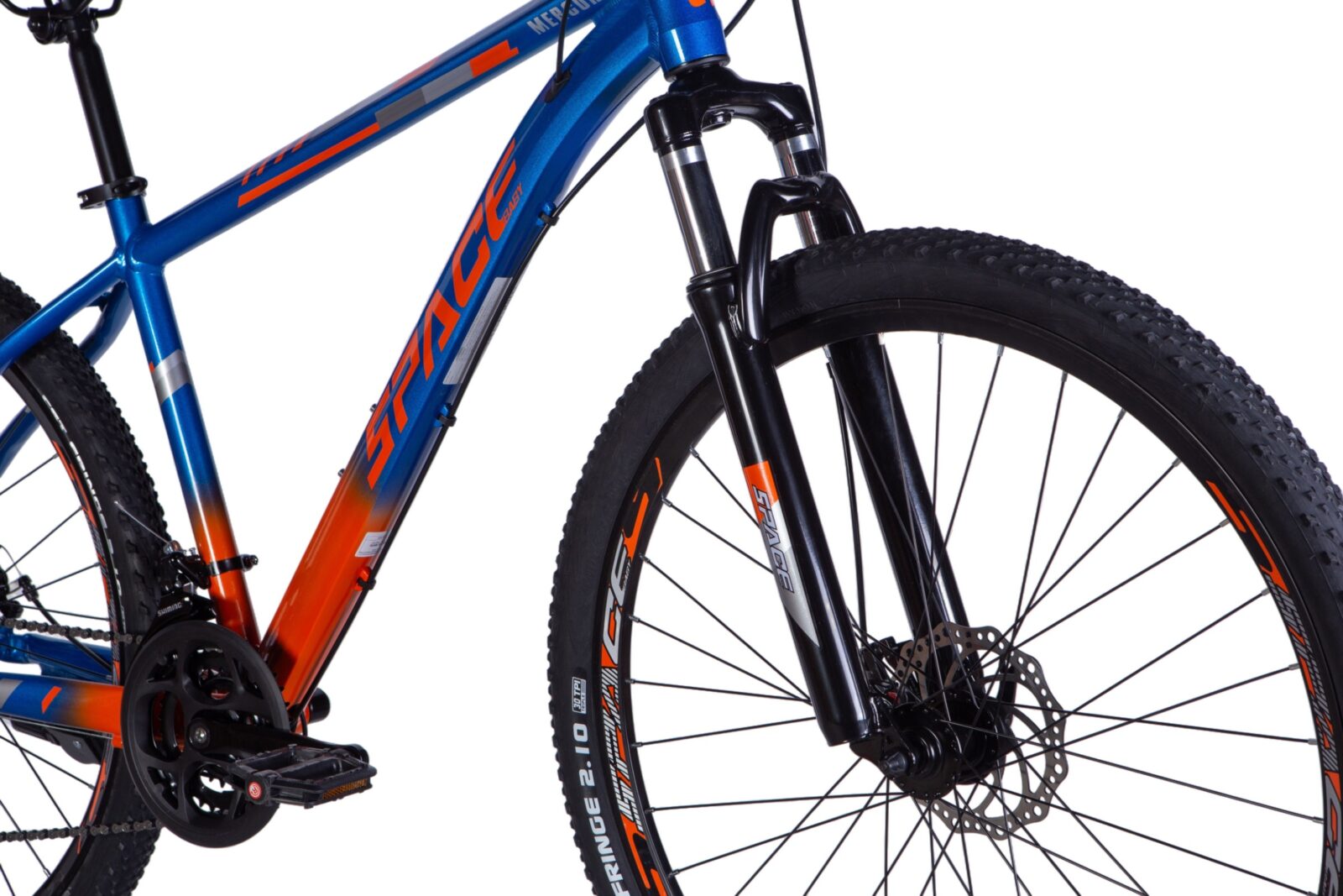 Niebiesko-pomarańczowy rower górski z widelcem.