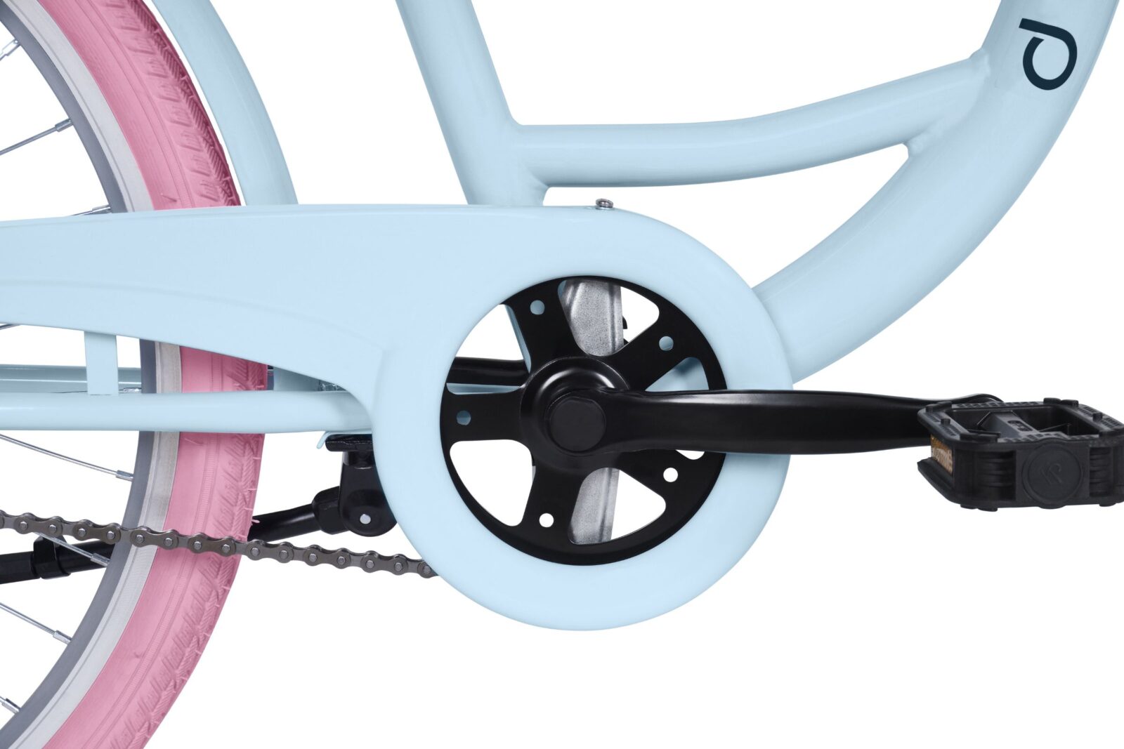 Niebieski rower z różowymi oponami