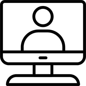 Komputer z wizerunkiem osoby na ekranie.